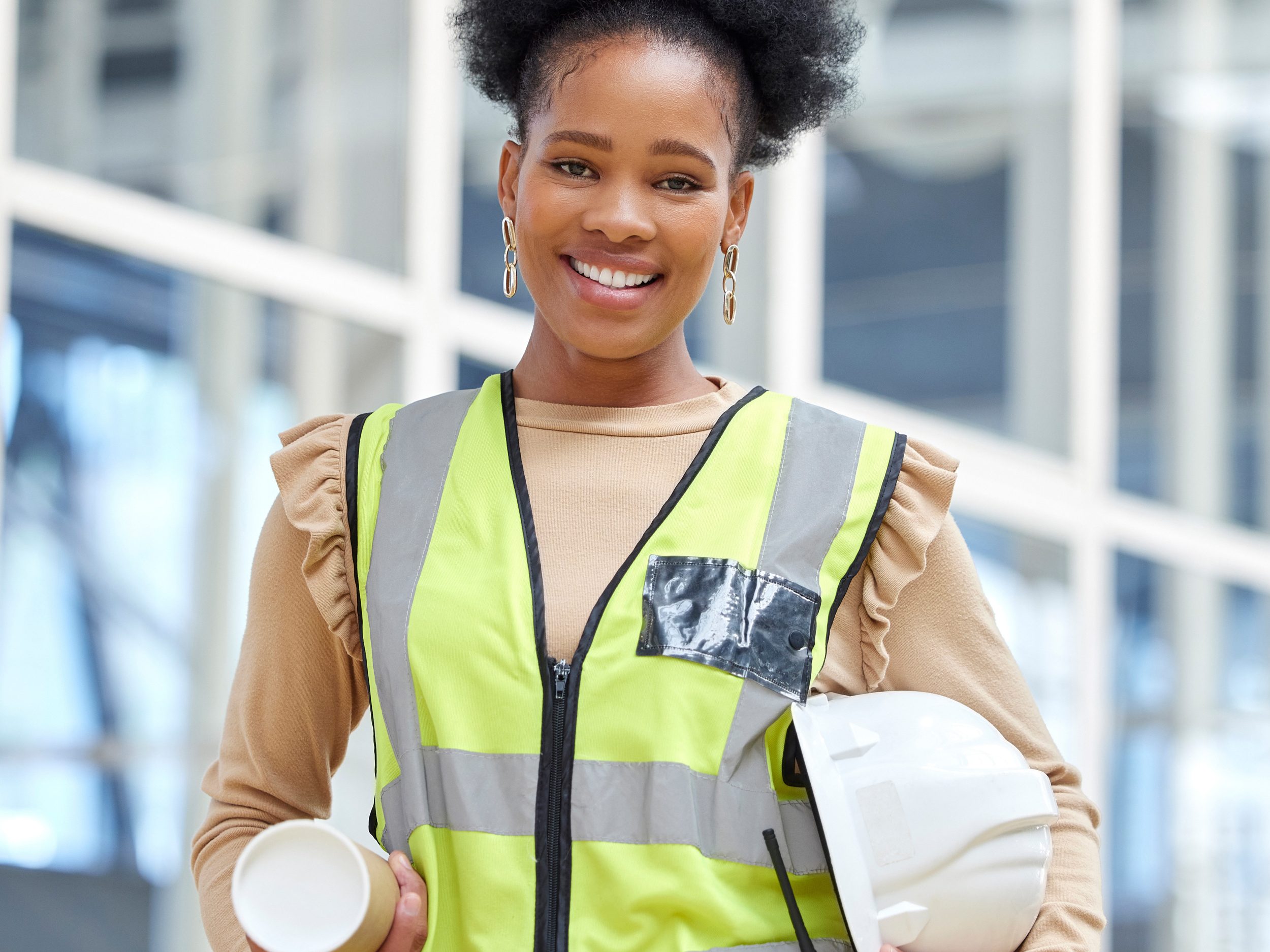 ISO 45001 Workplace Safety Team ISO 45001 safety culture – a woman wearing PPE in the workplace